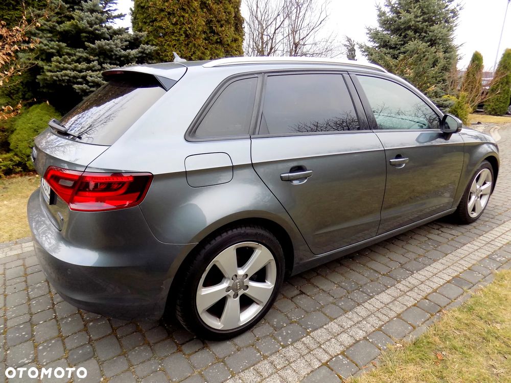 Audi A3 Sportback - 4