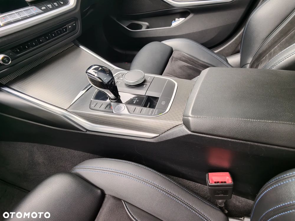 BMW Seria 3 330i M Sport sport - 22