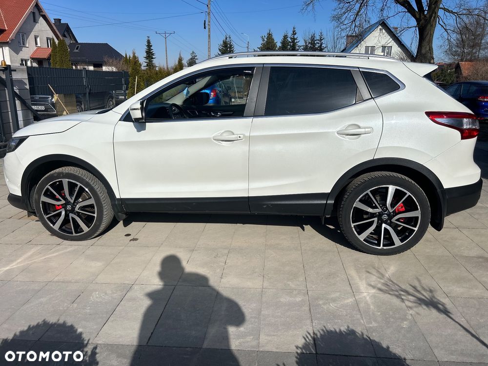 Nissan Qashqai 1.6 DCi Xtronic TEKNA - 10