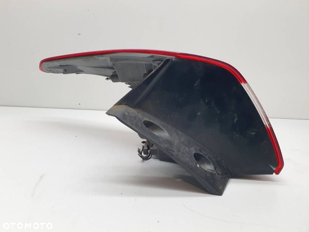 LAMPA TYŁ TYLNA PRAWA W BŁOTNIK HYUNDAI I30 II COUPE EU 92402-A51 - 4
