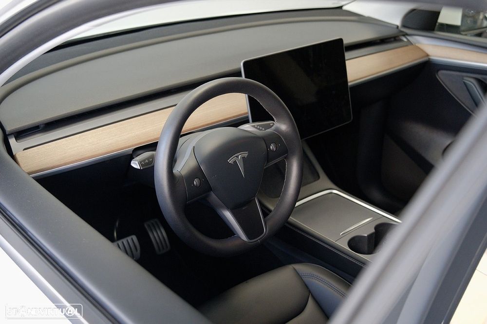 Tesla Model Y Performance Tração Integral - 15
