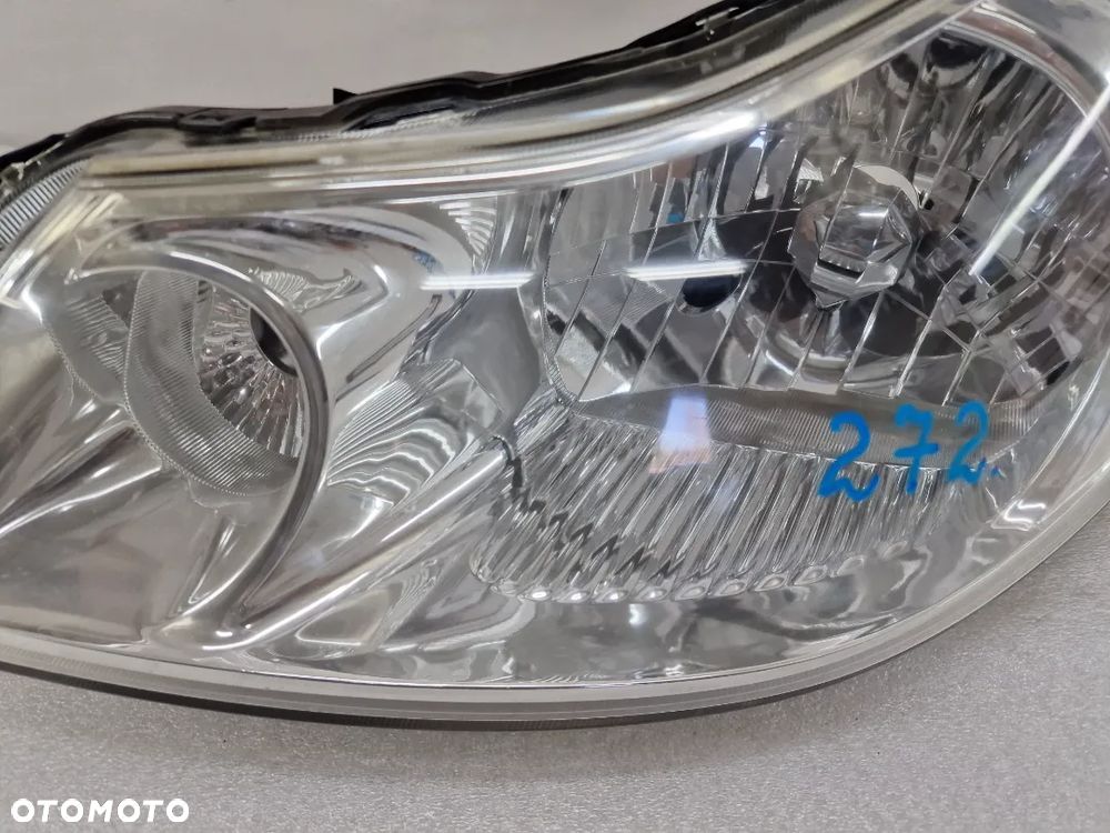 SUZUKI SX4 / FIAT SEDICI ORAZ SEDICI LIFT 06-13 JAPAN LEWA LAMPA PRZEDNIA PRZÓD , NR KOITO 100-59135 , NR AUKCJI LL272 - 4