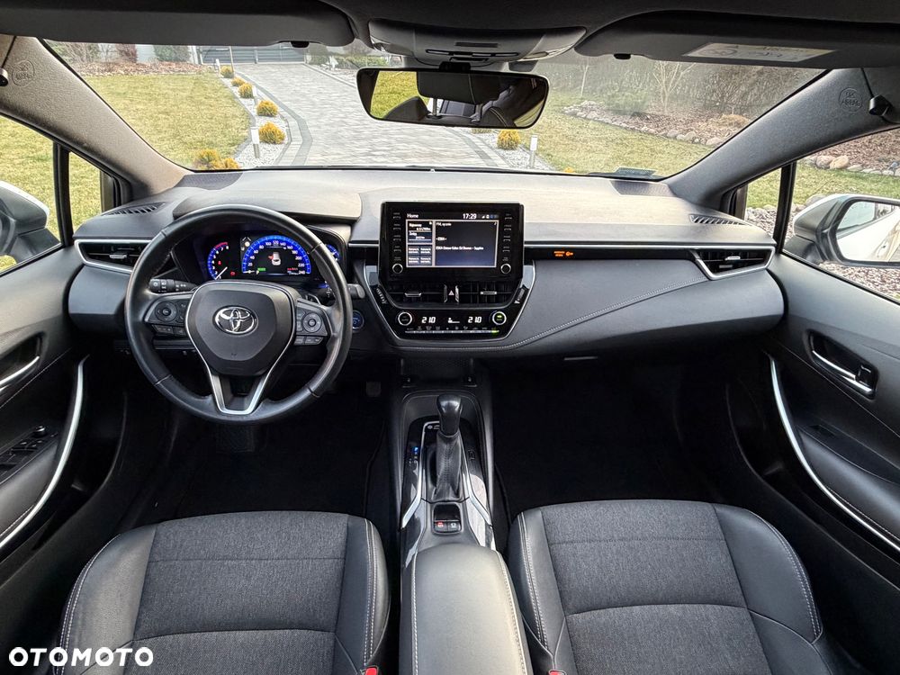 Toyota Corolla 2.0 Hybrid Comfort - 13