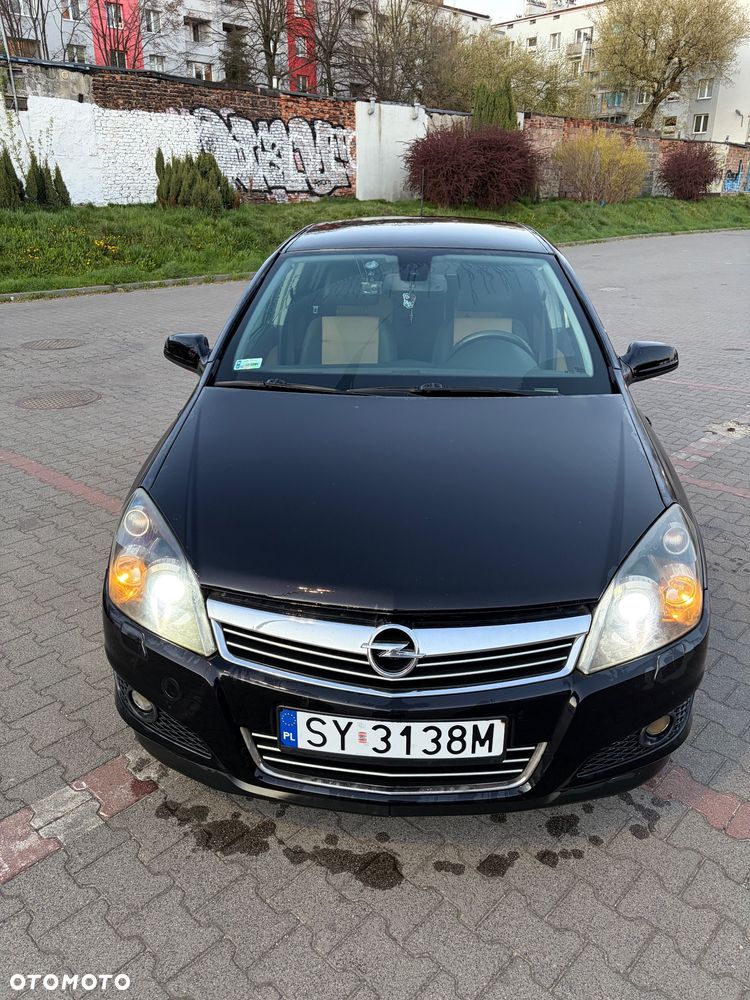 Opel Astra 1.9 CDTI Sport - 2