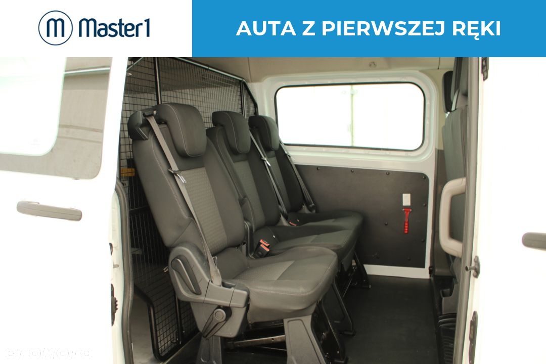 Ford Tourneo Custom - 8