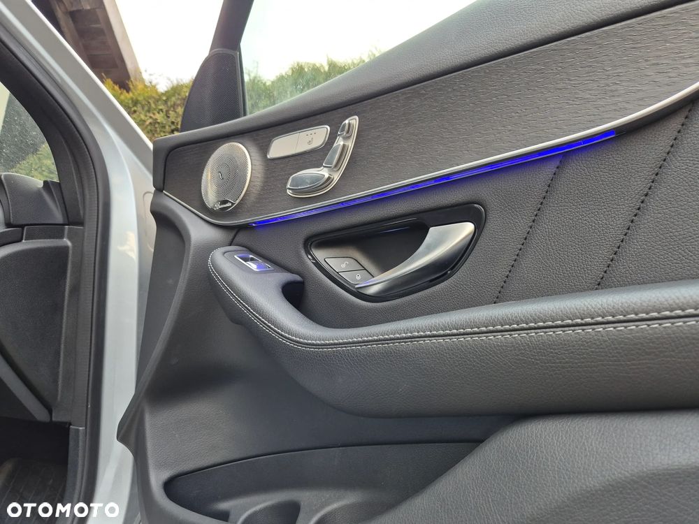 Mercedes-Benz GLC - 18