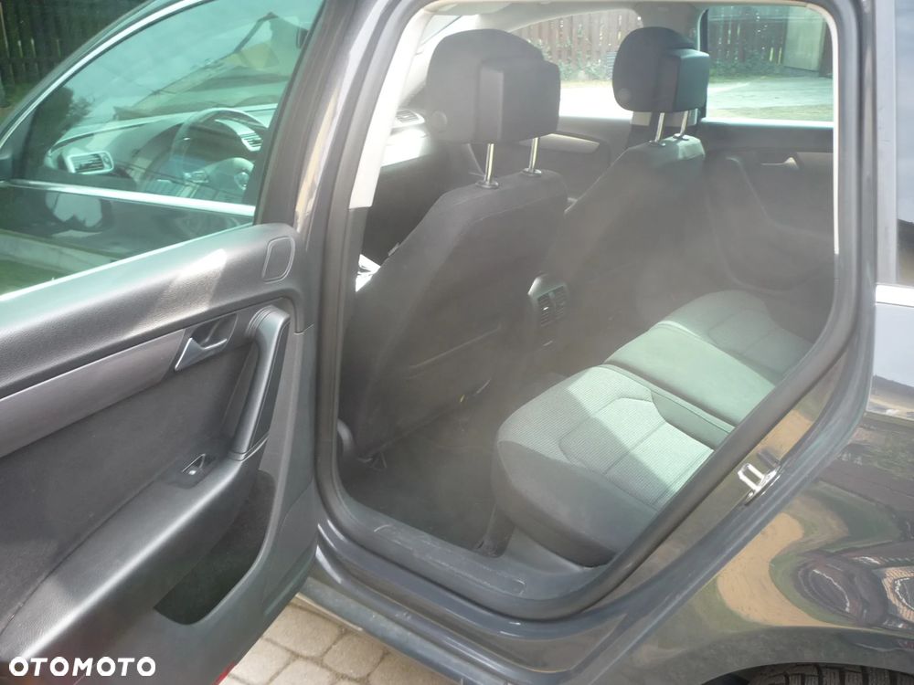Volkswagen Passat 2.0 Blue TDI DSG SCR Comfortline - 11