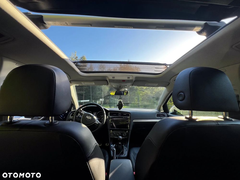 Volkswagen Golf - 12