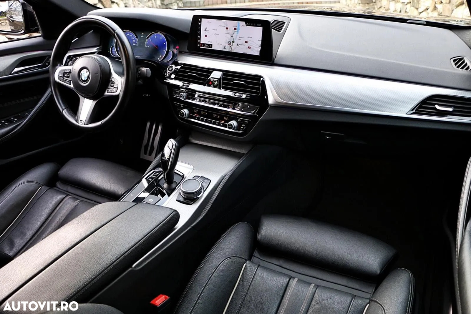 BMW Seria 5 520d xDrive AT - 9