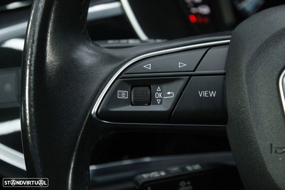 Audi Q3 45 TFSIe S tronic - 24