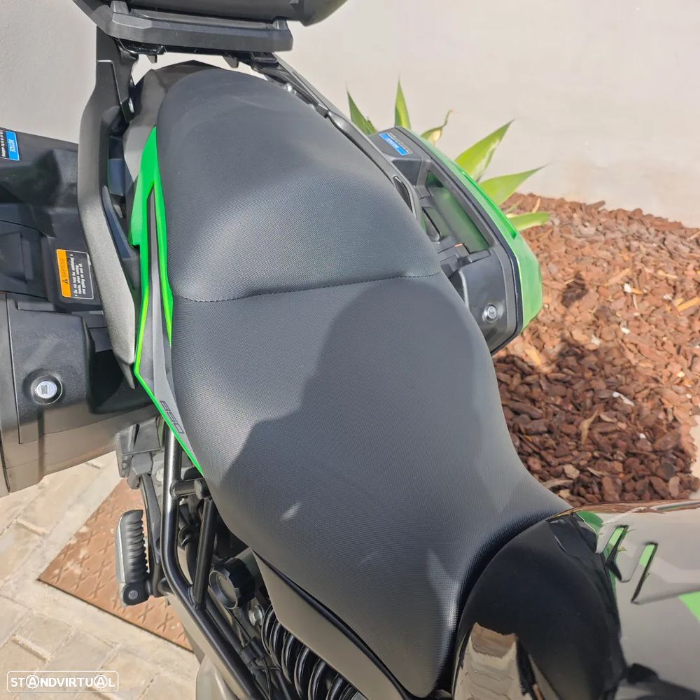 Kawasaki Versys 650 Grand Tourer - 14