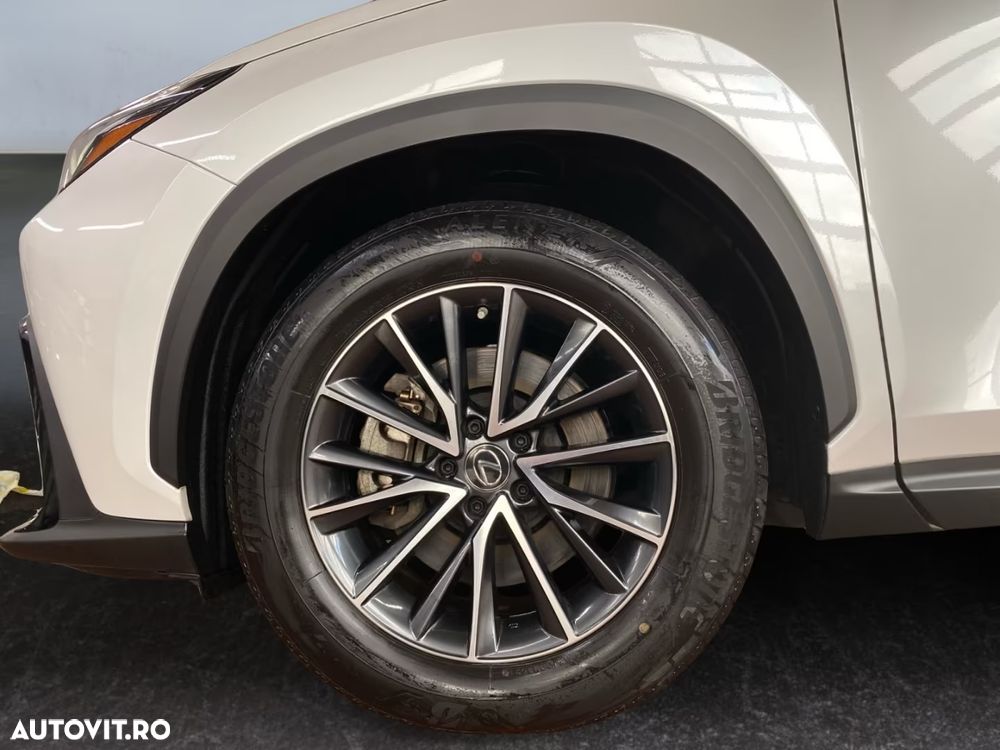 Lexus Seria NX 450h+ E-FOUR Executive Line - 9