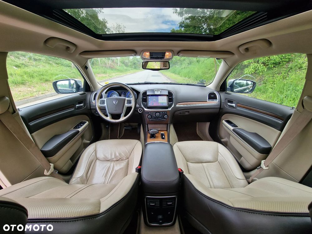 Lancia Thema 3.6 Executive - 5