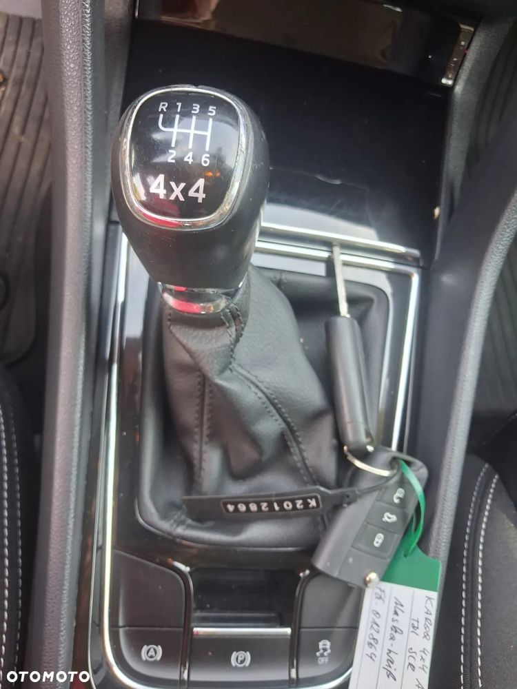 Skoda Karoq 2.0 TDI SCR 4x4 Sportline - 3