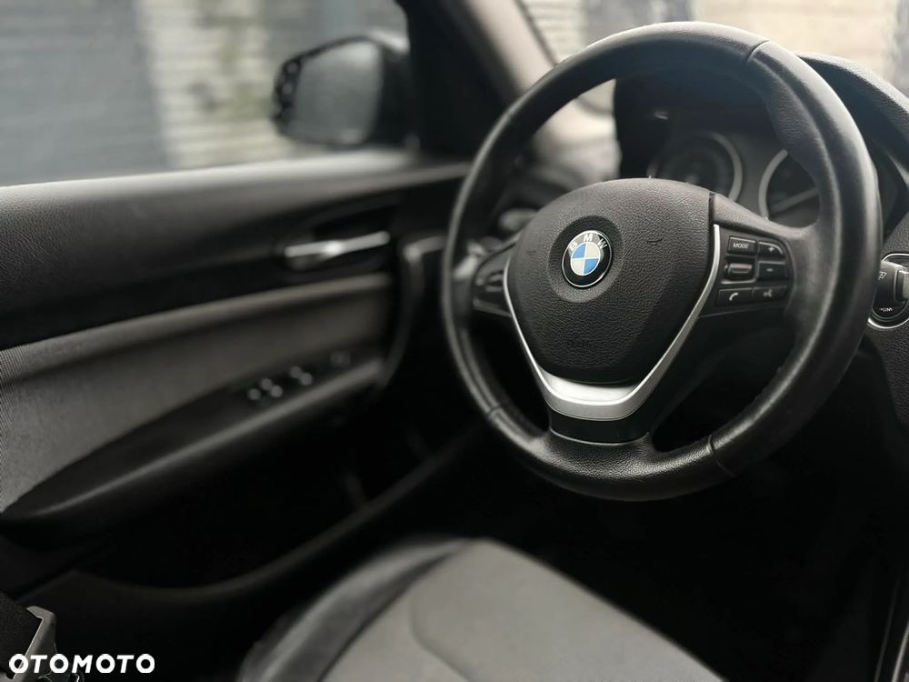 BMW Seria 1 116d - 12
