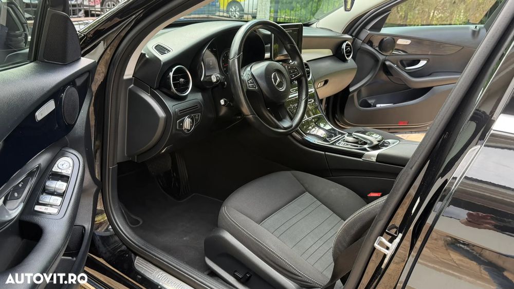 Mercedes-Benz C - 7