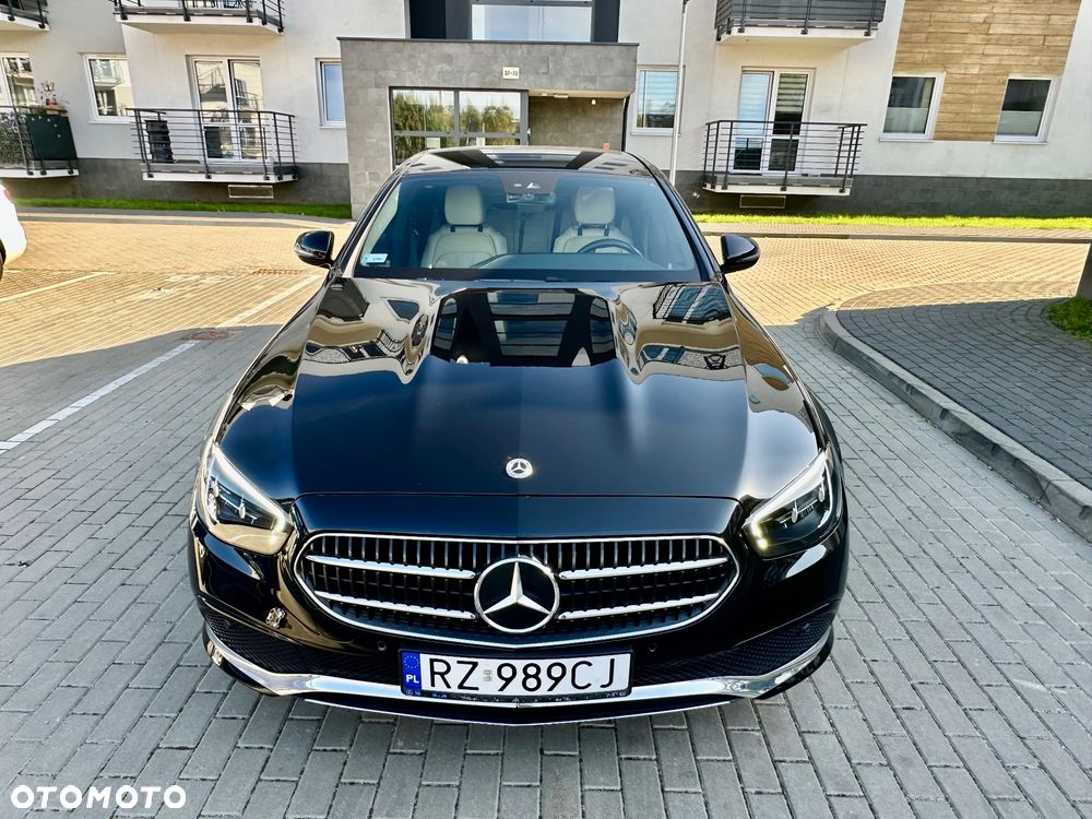 Mercedes-Benz Klasa E - 23