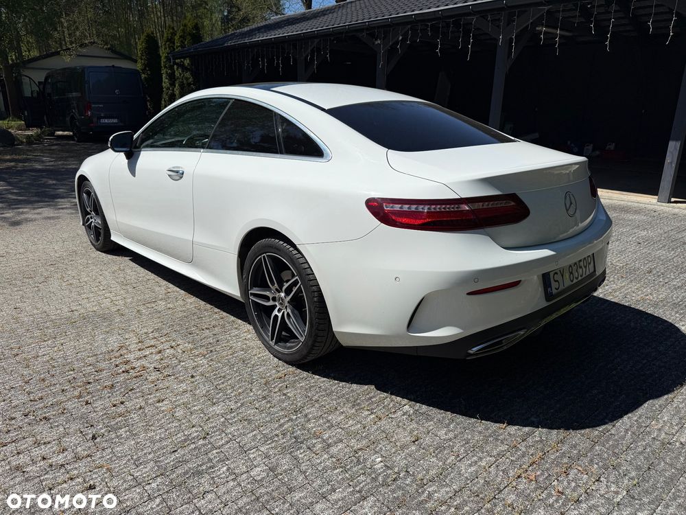 Mercedes-Benz Klasa E 220 d 4-Matic 9G-TRONIC - 5