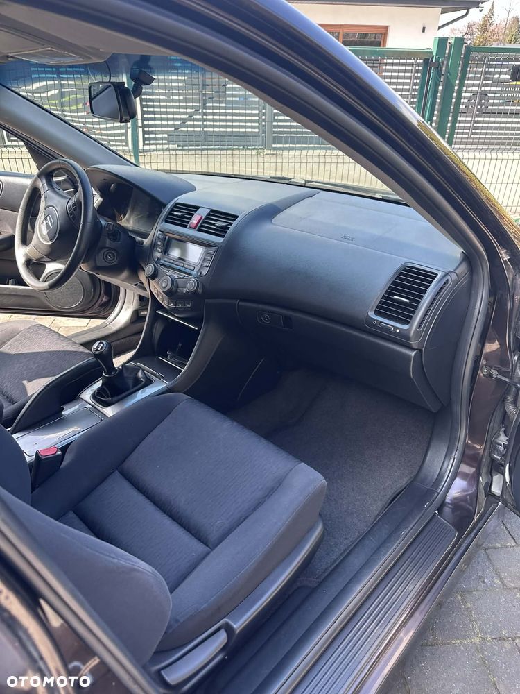 Honda Accord 2.0 i Comfort - 12