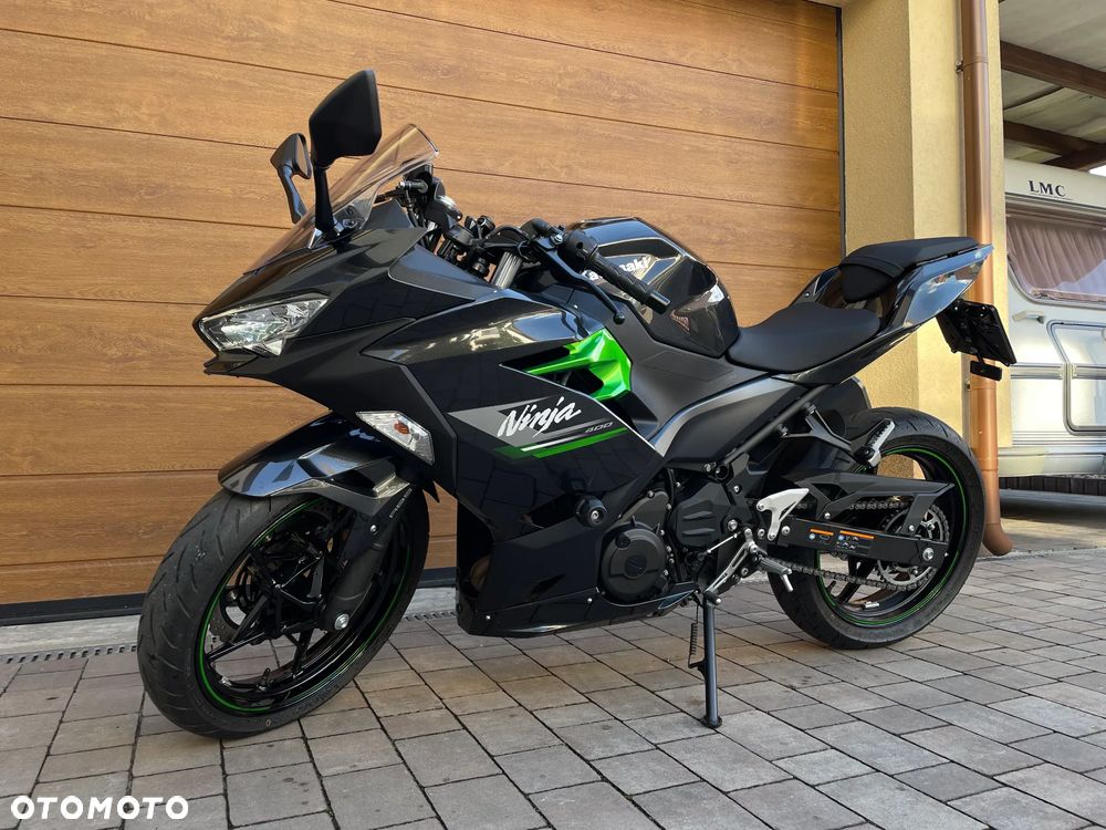 Kawasaki Ninja 400 - 1