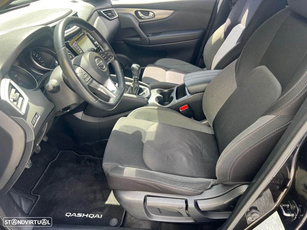 Nissan Qashqai 1.5 dCi N-Connecta J18+Led — fotografia 16