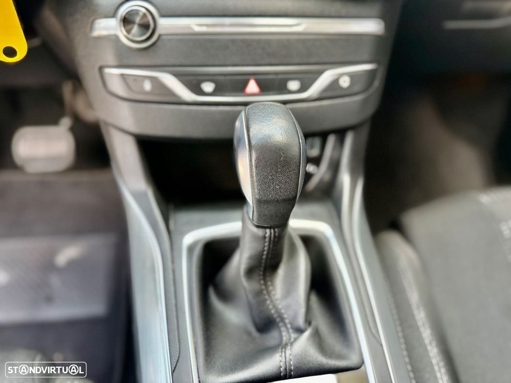 Peugeot 308 SW 1.6 BlueHDi Allure J17 EAT6 - 11