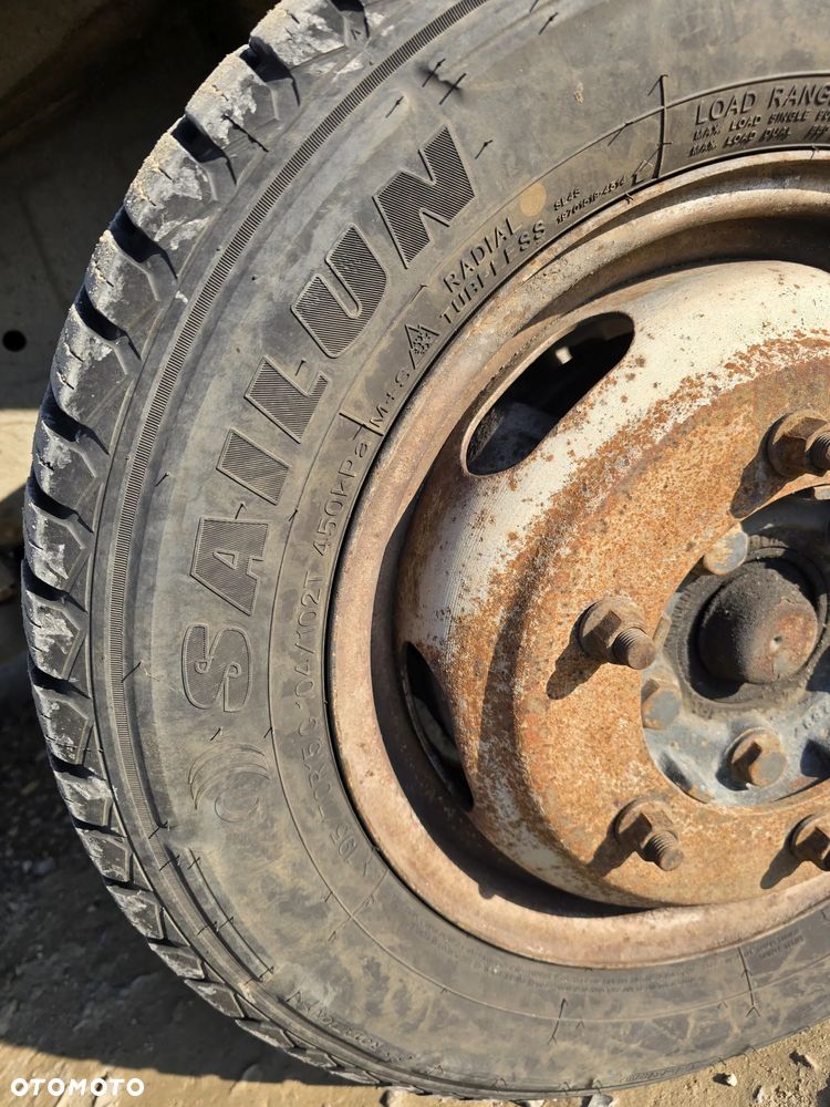 Mercedes-Benz Sprinter - 5