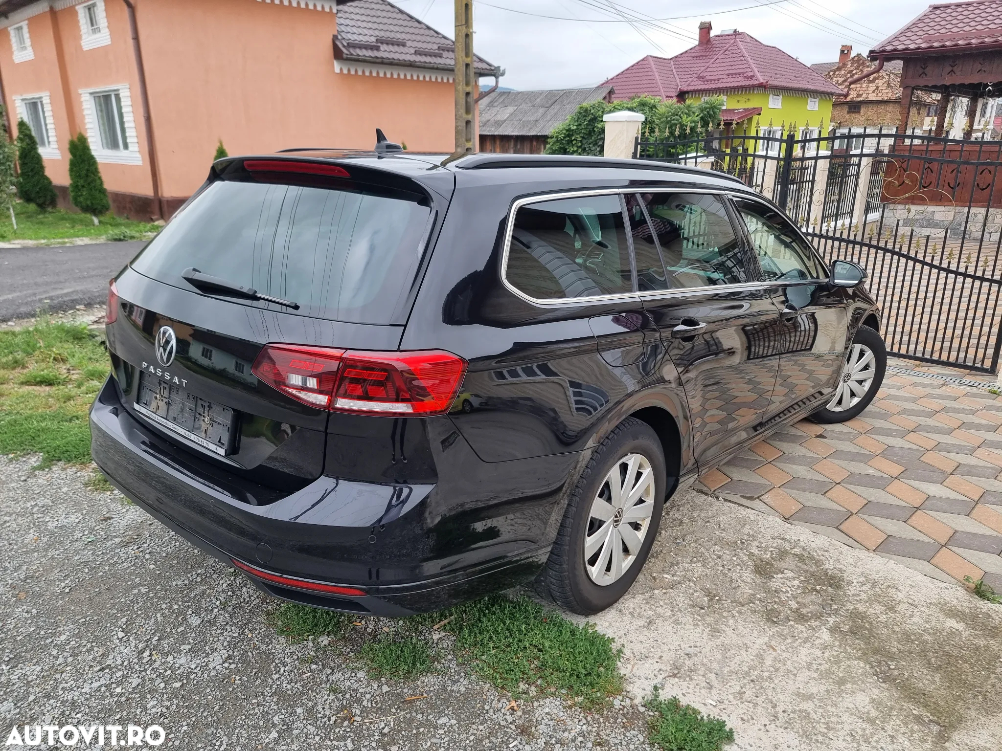 Volkswagen Passat Variant 2.0 TDI (BlueMotion Technology) Comfortline - 13