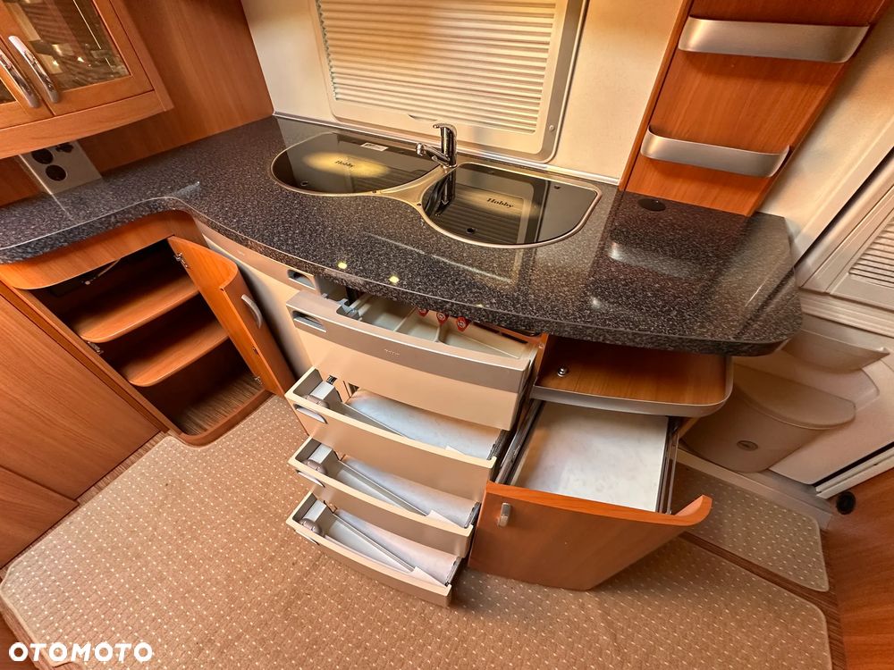 Hobby 610 UL z nową markizą i oponami. DMC 1800 kg!!! - 19