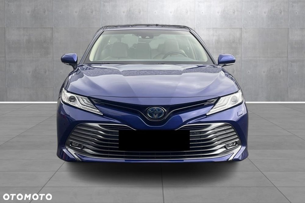 Toyota Camry 2.5 Hybrid Executive CVT - 1