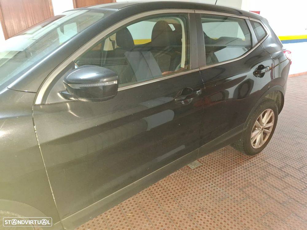 Nissan Qashqai 1.5 dCi N-Connecta - 3