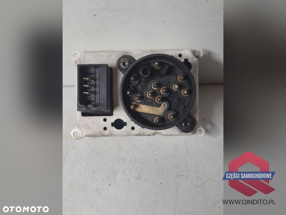 WŁĄCZNIK ŚWIATEŁ POTENCJOMETR OŚWIETLENIA DESKI RO - 3