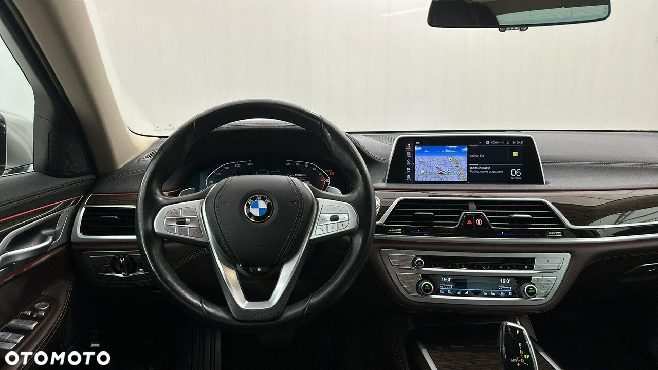 BMW Seria 7 - 10