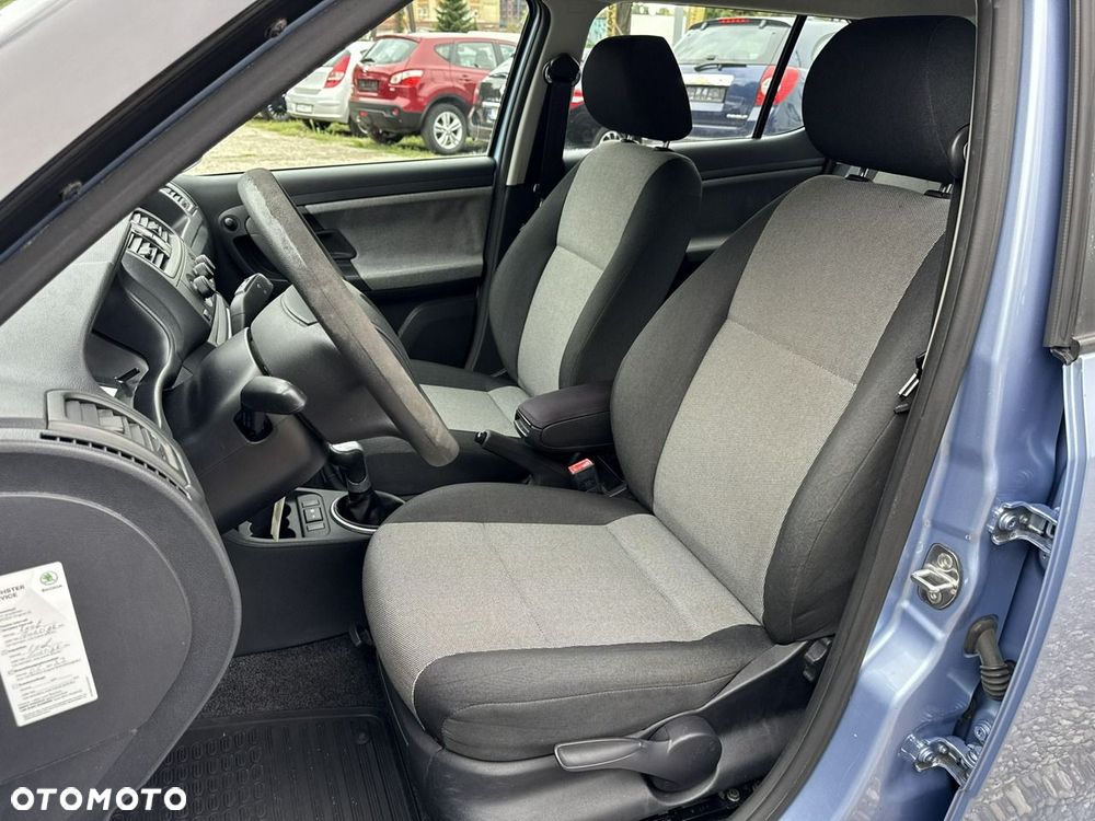 Skoda Fabia - 23
