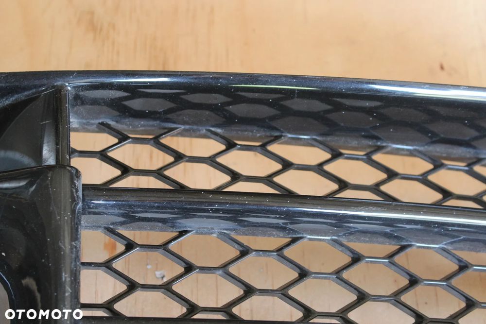 KRATKA ZDERZAKA LEWA AUDI RS5 8T 8T0807681F 2013 - 6