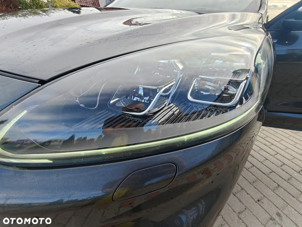 Ford Kuga 2.5P PHEV FWD ST-Line - 33