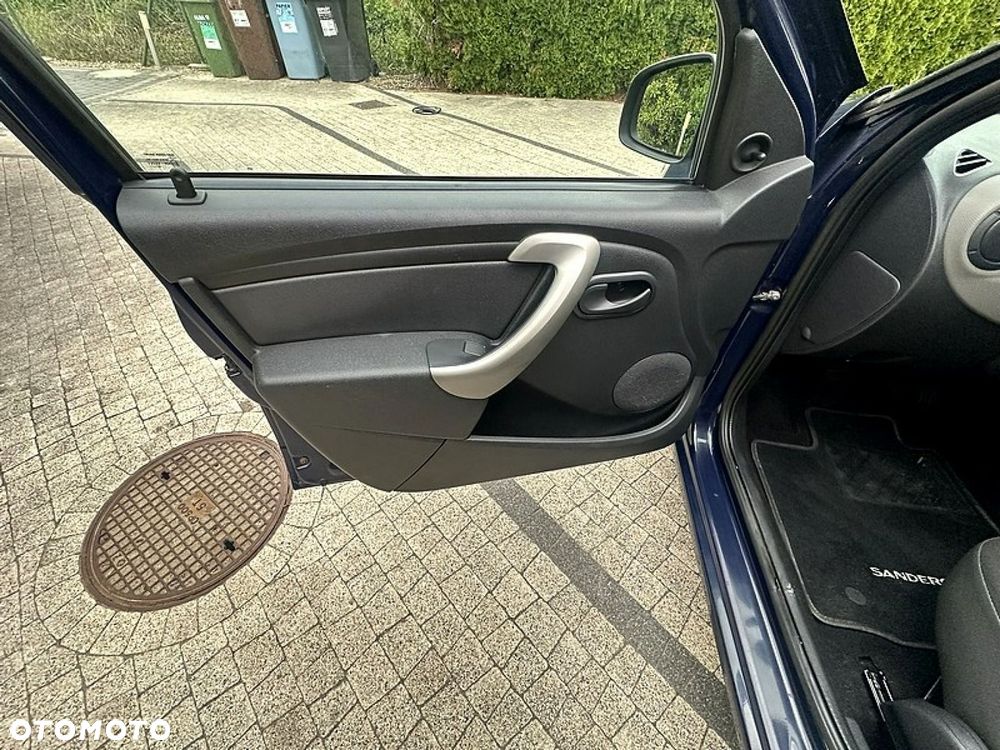 Dacia Sandero - 9