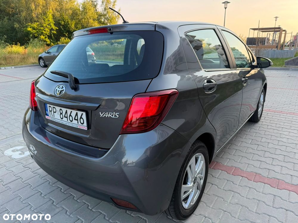 Toyota Yaris 1.33 Premium - 31