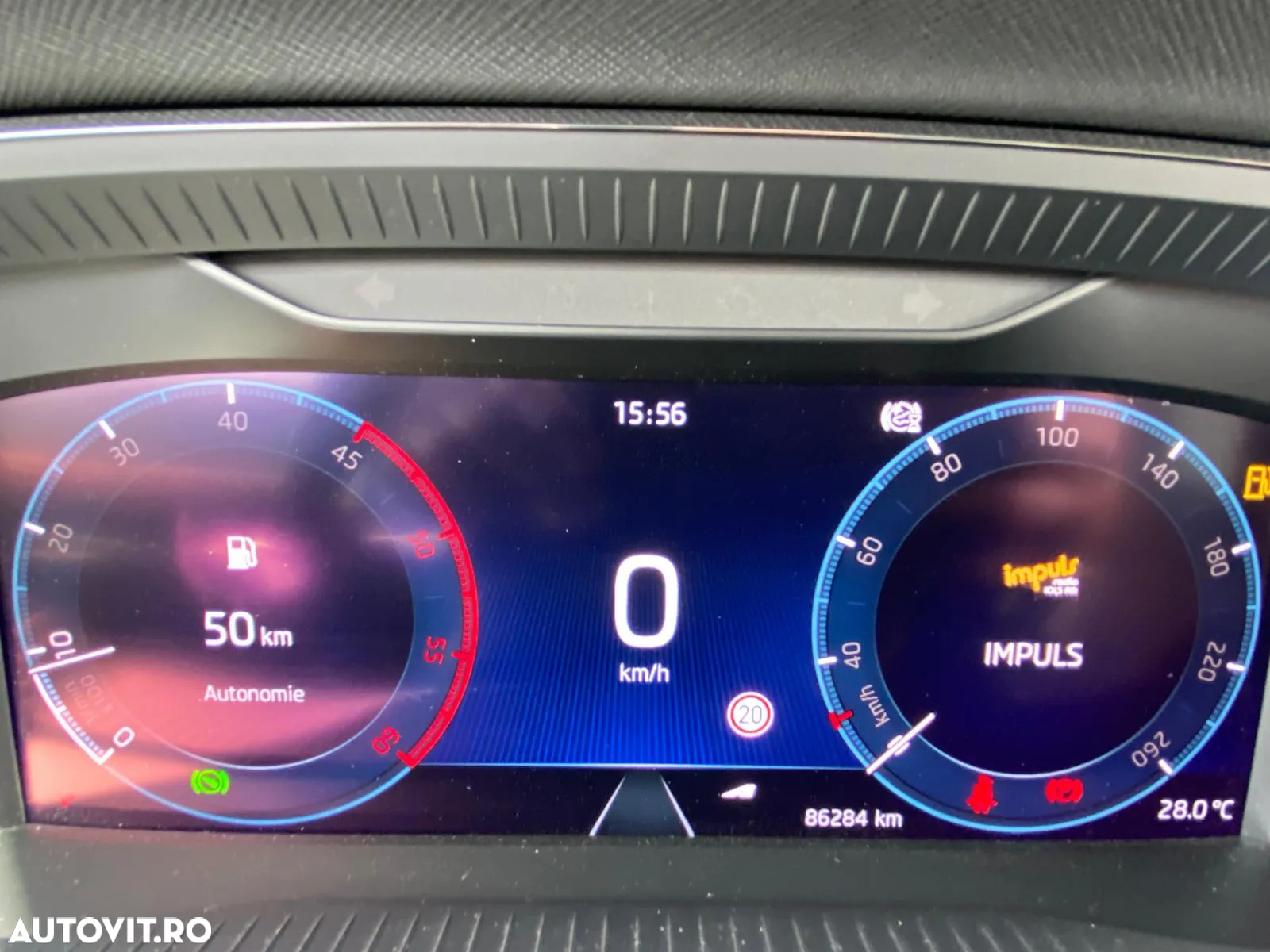 Skoda Octavia Combi 2.0 TDI DSG 4X4 Scout - 27