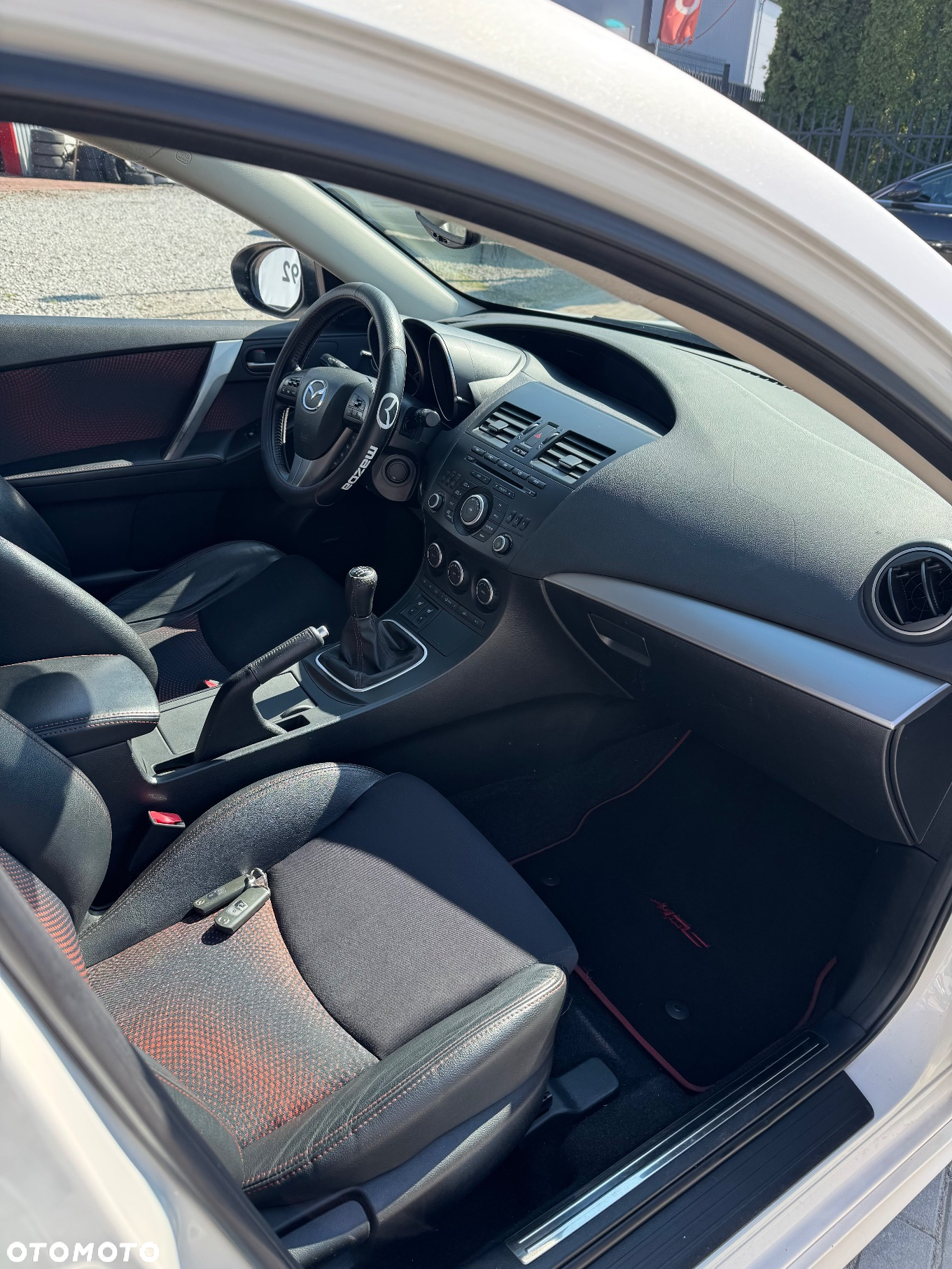 Mazda 3 - 6
