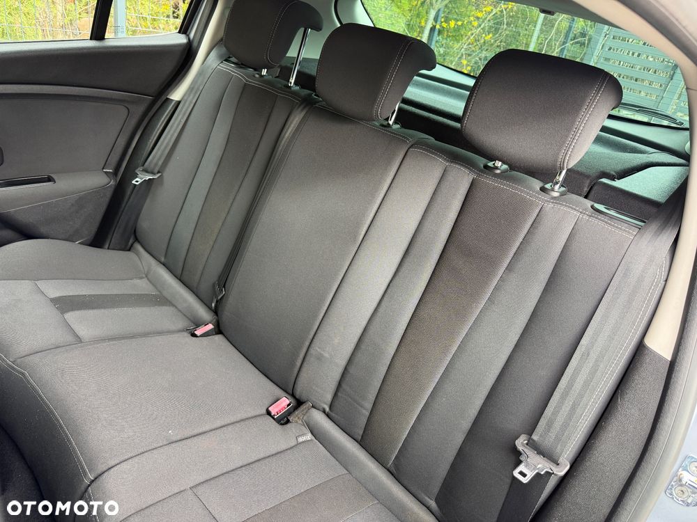 Renault Megane 1.6 16V Privilege - 11