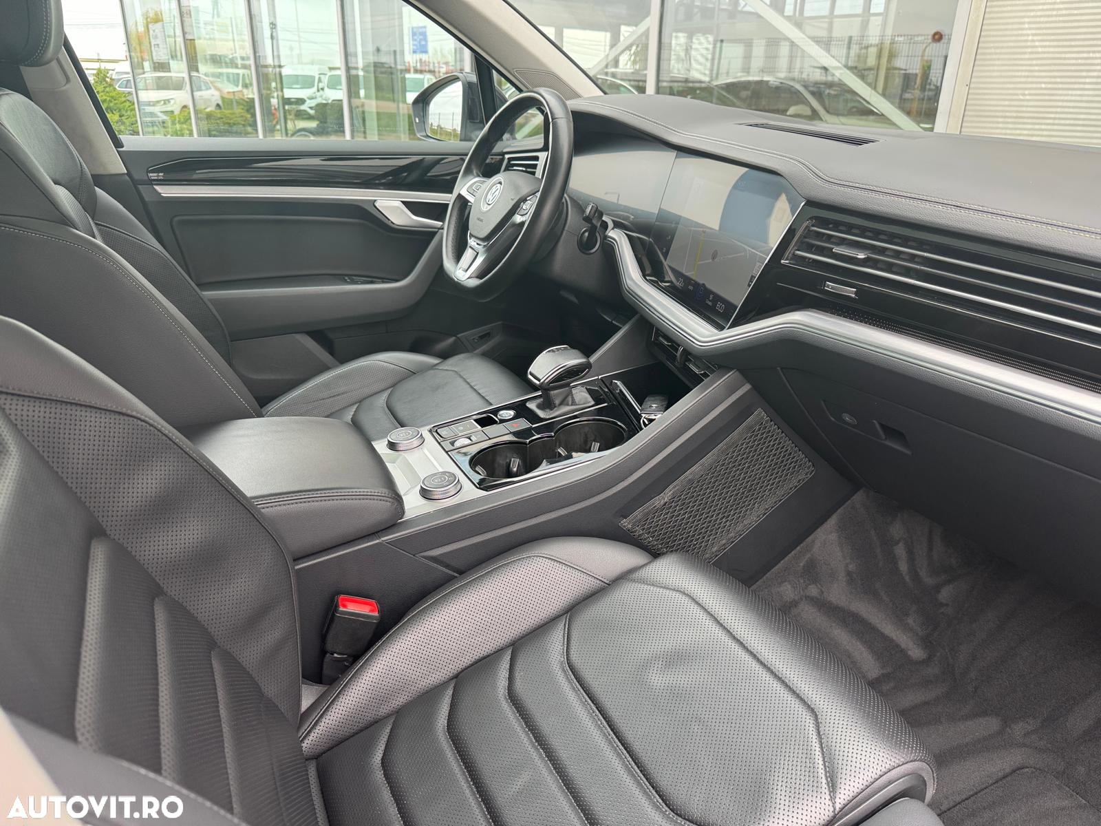 Volkswagen Touareg 3.0 V6 TDI 4Motion DPF Automatik Elegance - 15