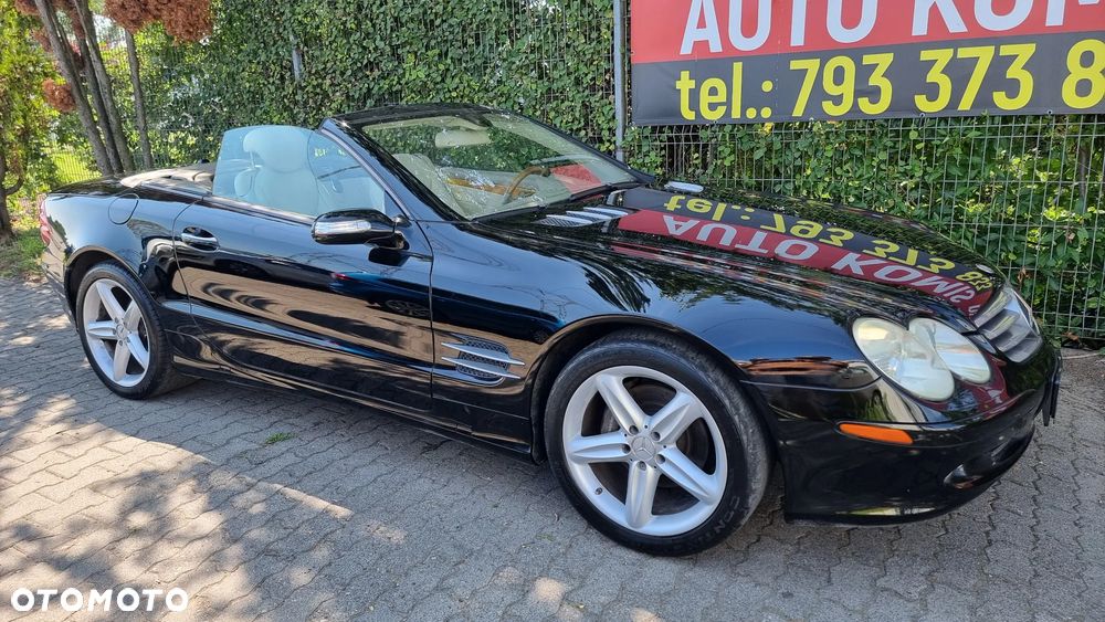 Mercedes-Benz SL - 25