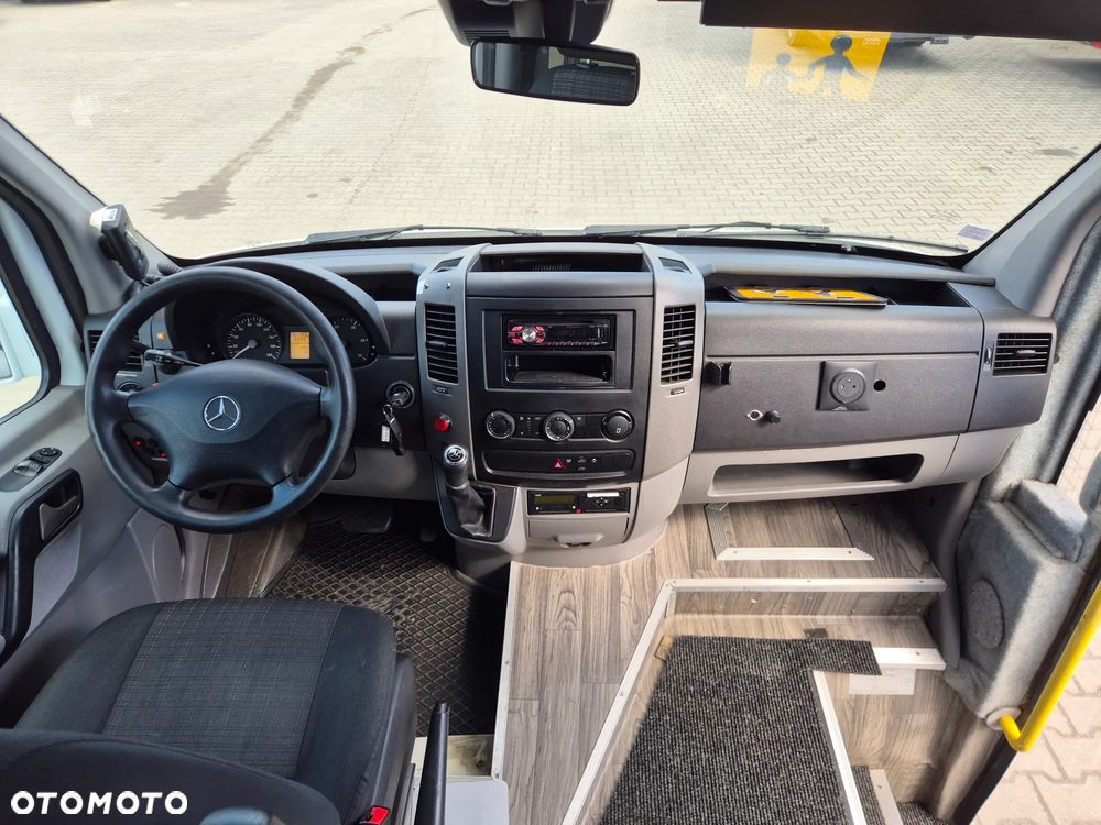 Mercedes-Benz SPRINTER / SPROWADZONY / AUTOMAT / EURO 6 / KLIMA - 32