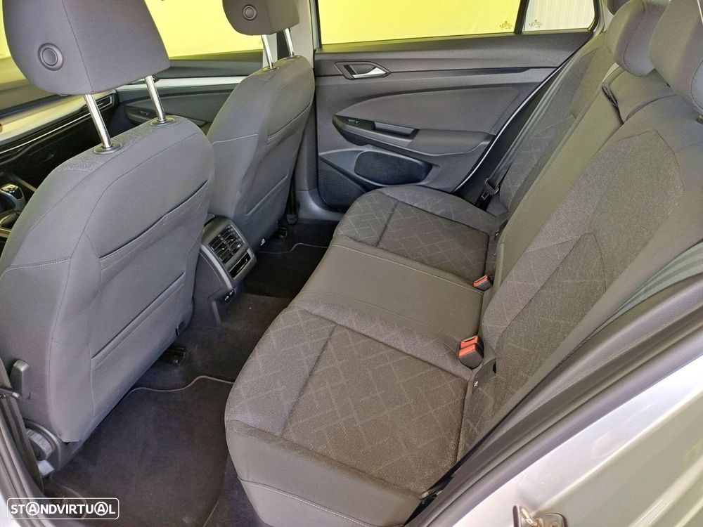 VW Golf Variant 2.0 TDi - 13