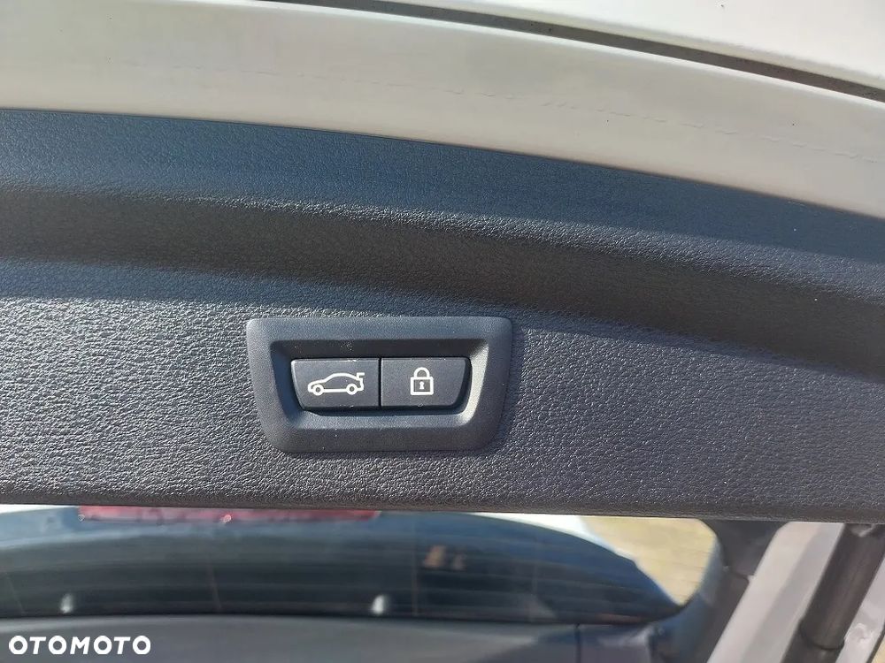 BMW X2 xDrive20d Edition M Mesh - 8