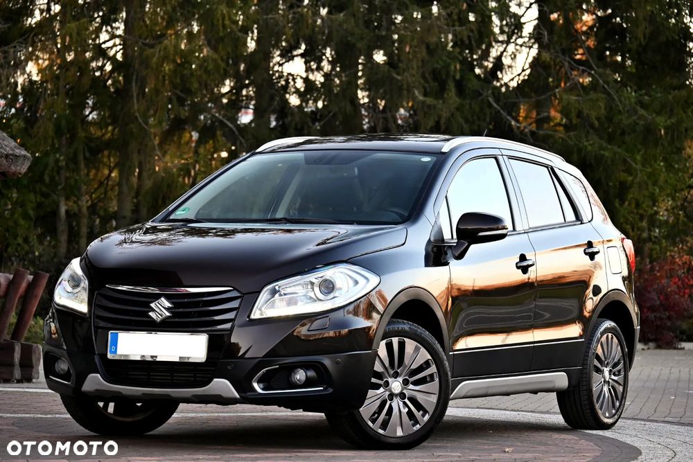 Suzuki SX4 S-Cross 1.6 DDiS Premium 4WD - 4