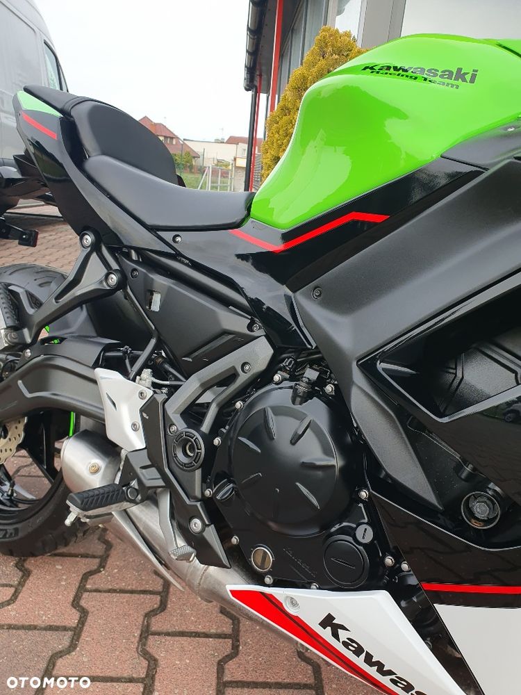 Kawasaki Ninja - 7