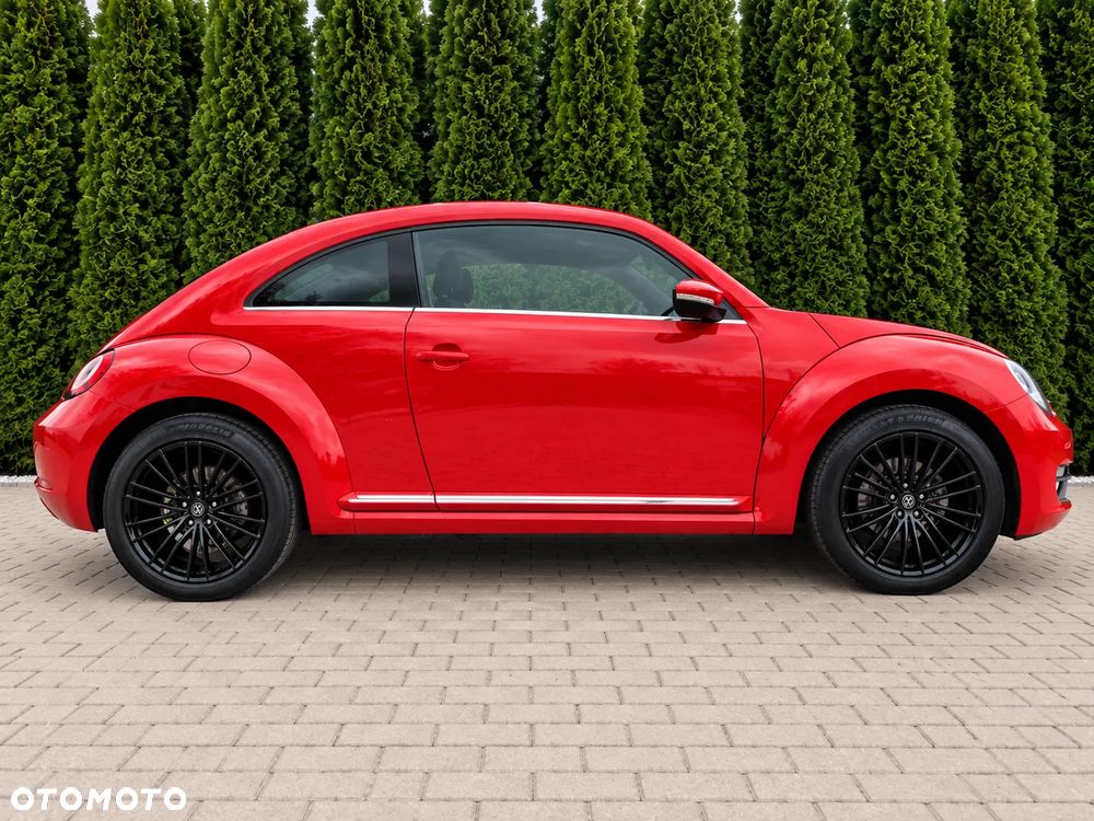 Volkswagen Beetle 1.6 TDI DPF Exclusive Design - 4