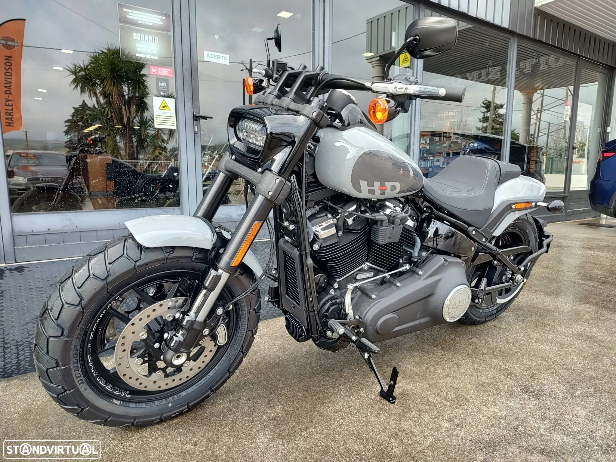 Harley-Davidson Softail Fat Bob - 11